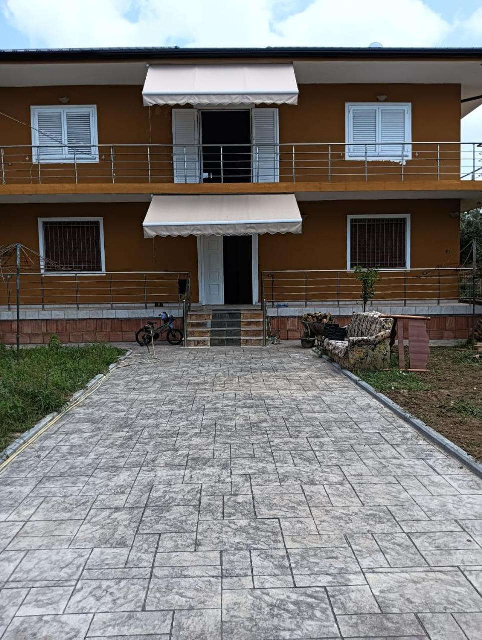Private Durres